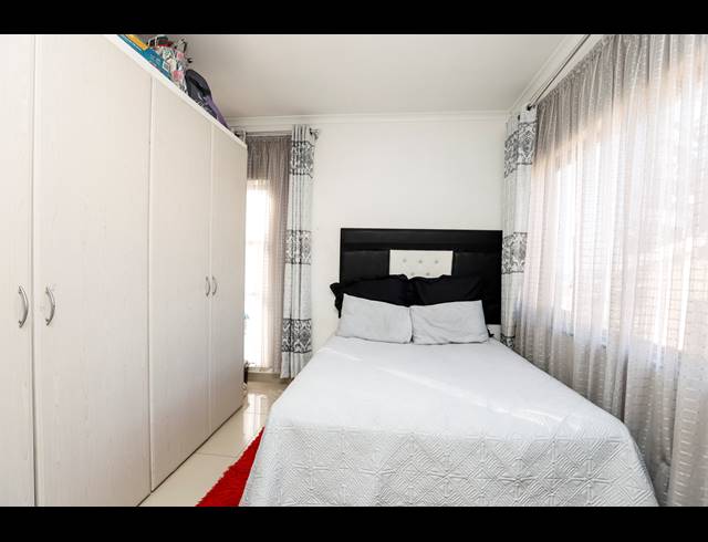 4 BEDROOM HOUSE FOR SALE IN AVOCA